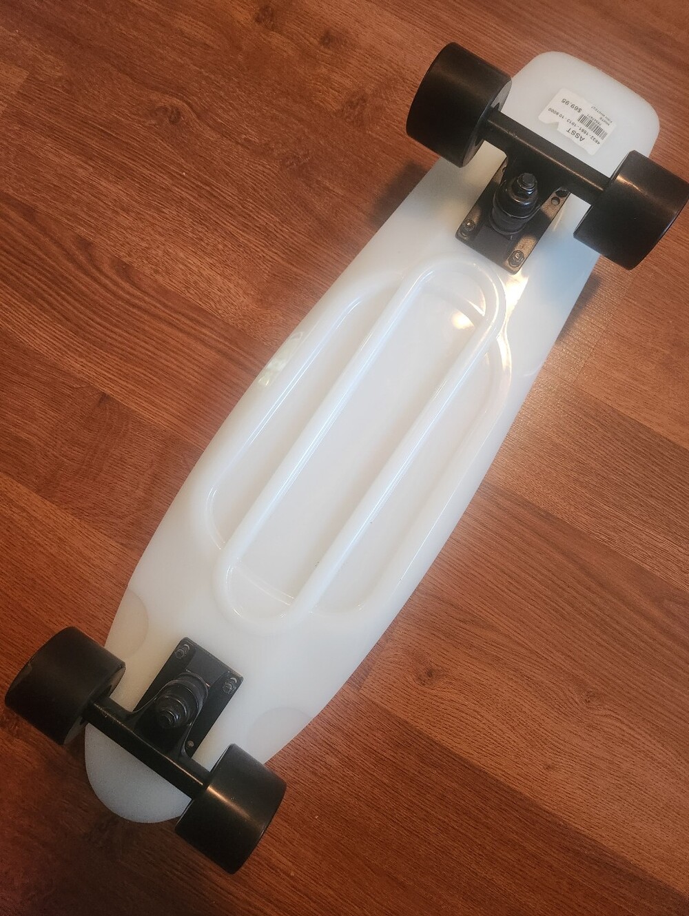Fish  Skateboard 27 In. - Picture 6 of 11